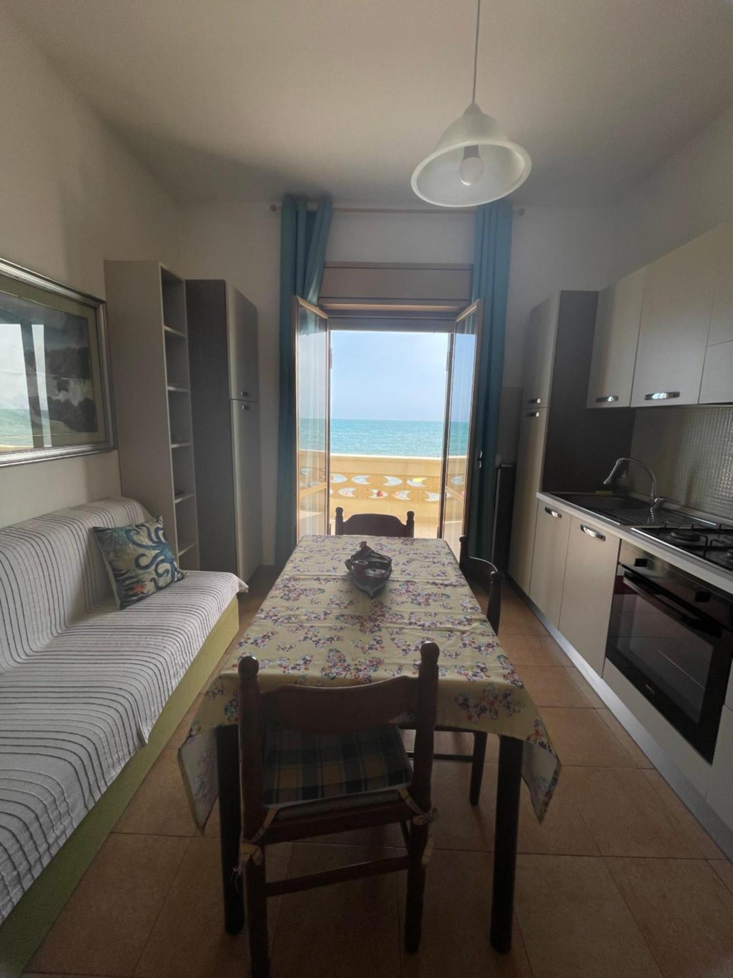 Paradiso fronte Mare Villa Agnone Bagni Exterior foto